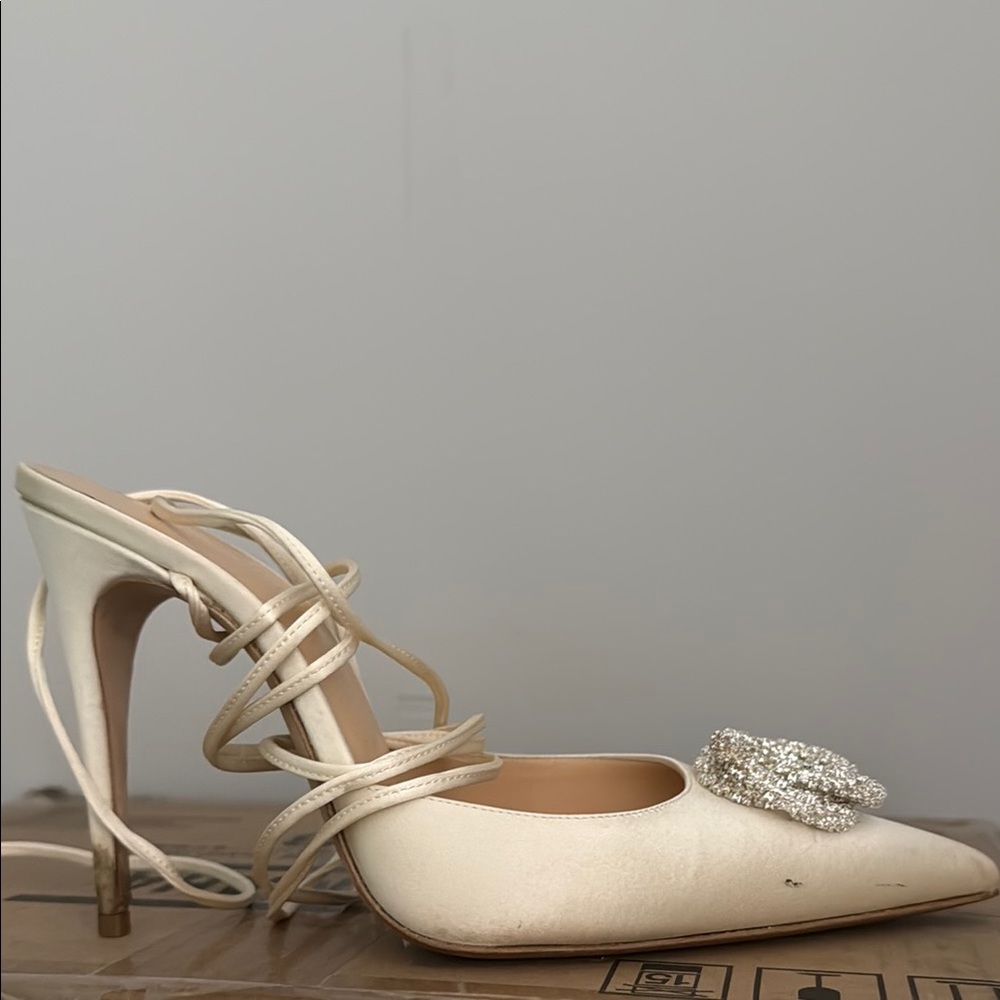 Magda Butrym pumps